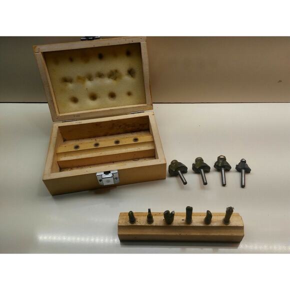 10 Router Bits In Case - Most - NEW - 4 with Ball Bearing Guides - Picture 1 of 12